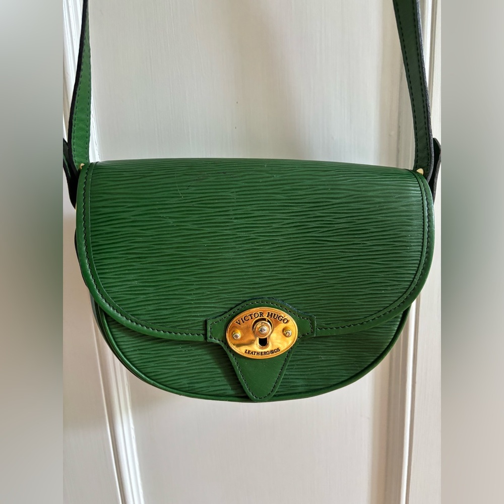 Vintage Victor Hugo epi leather shoulder/cross body bag